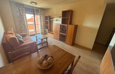 APARTAMENTO CON GARAJE TRASTERO Y ASCENSOR