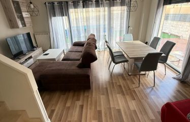 PRECIOSO CHALET EN VILLALVILLA