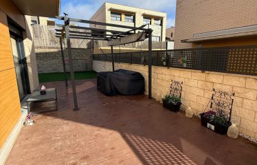 PRECIOSO CHALET EN VILLALVILLA