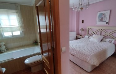 CHALET EN MEJORADA CON PISCINA EN UNA ZONA TRANQUILA