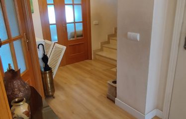 CHALET EN MEJORADA CON PISCINA EN UNA ZONA TRANQUILA