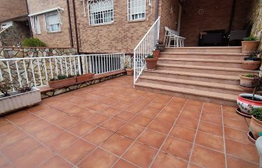 CHALET EN MEJORADA CON PISCINA EN UNA ZONA TRANQUILA