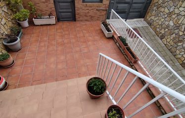 CHALET EN MEJORADA CON PISCINA EN UNA ZONA TRANQUILA