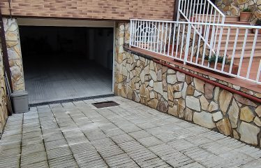 CHALET EN MEJORADA CON PISCINA EN UNA ZONA TRANQUILA