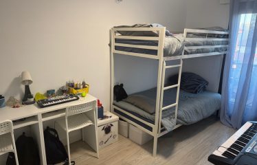 PISO DE 4 DORMITORIOS 2 BAÑOS DE 100M APRO