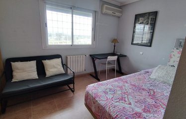 CHALET EN MEJORADA CON PISCINA EN UNA ZONA TRANQUILA