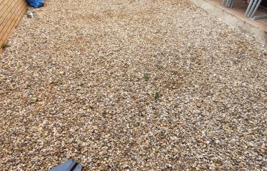 PISO BAJO CON PATIO CON TRASTERO Y 3 DORMITORIOS