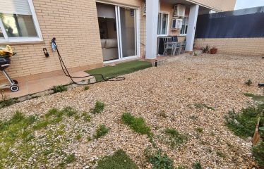 PISO BAJO CON PATIO CON TRASTERO Y 3 DORMITORIOS