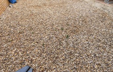 PISO BAJO CON PATIO CON TRASTERO Y 3 DORMITORIOS