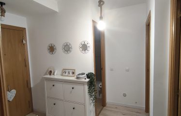 PISO BAJO CON PATIO CON TRASTERO Y 3 DORMITORIOS