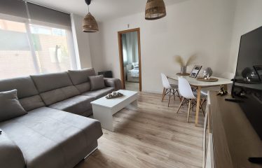 PISO BAJO CON PATIO CON TRASTERO Y 3 DORMITORIOS