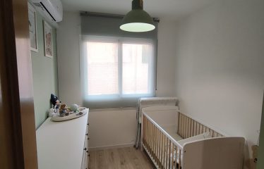 PISO BAJO CON PATIO CON TRASTERO Y 3 DORMITORIOS