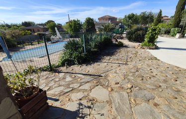 FINCA RÚSTICA EN VILLAFLORES DE 1600 M CON 5 DORMITORIOS