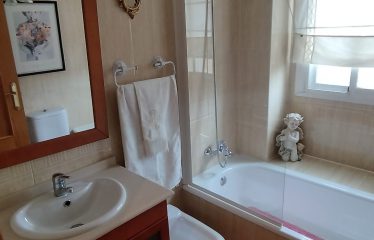 CHALET EN MEJORADA CON PISCINA EN UNA ZONA TRANQUILA